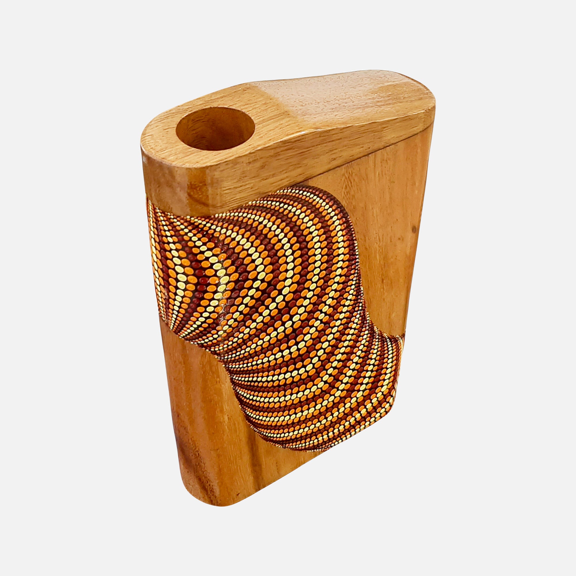 Box Didgeridoo design for compact, full-bodied resonance